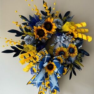 New handmade 28” yellow gold sunflowers blue roses wreath swag